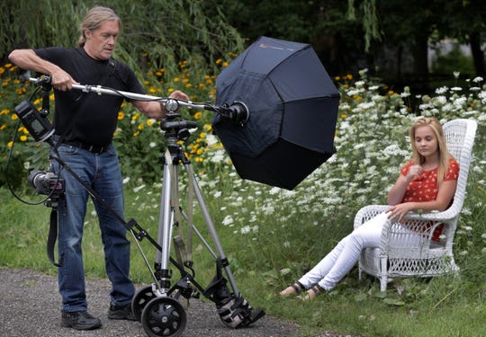 High school senior graduation pictures near Appleton